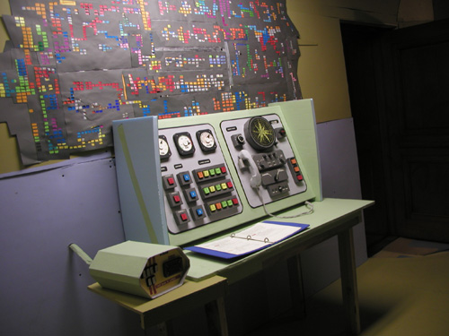 Lisi Raskin, Command and Control