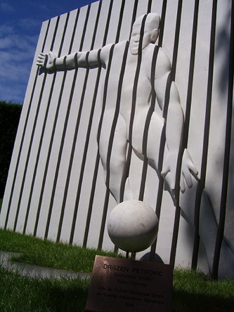 Dražen Petrović monument in Lausanne Dražen Petrović monument in Lausanne