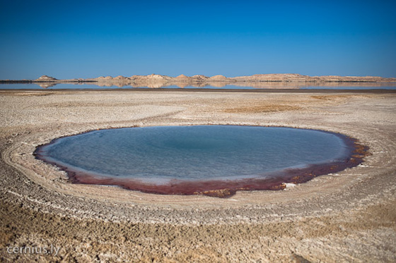 11-Robert-Smithson-Egypt-101121-113