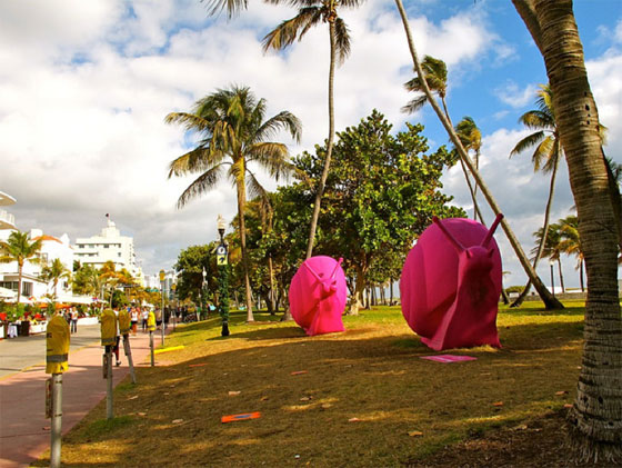 Art Basel with snails